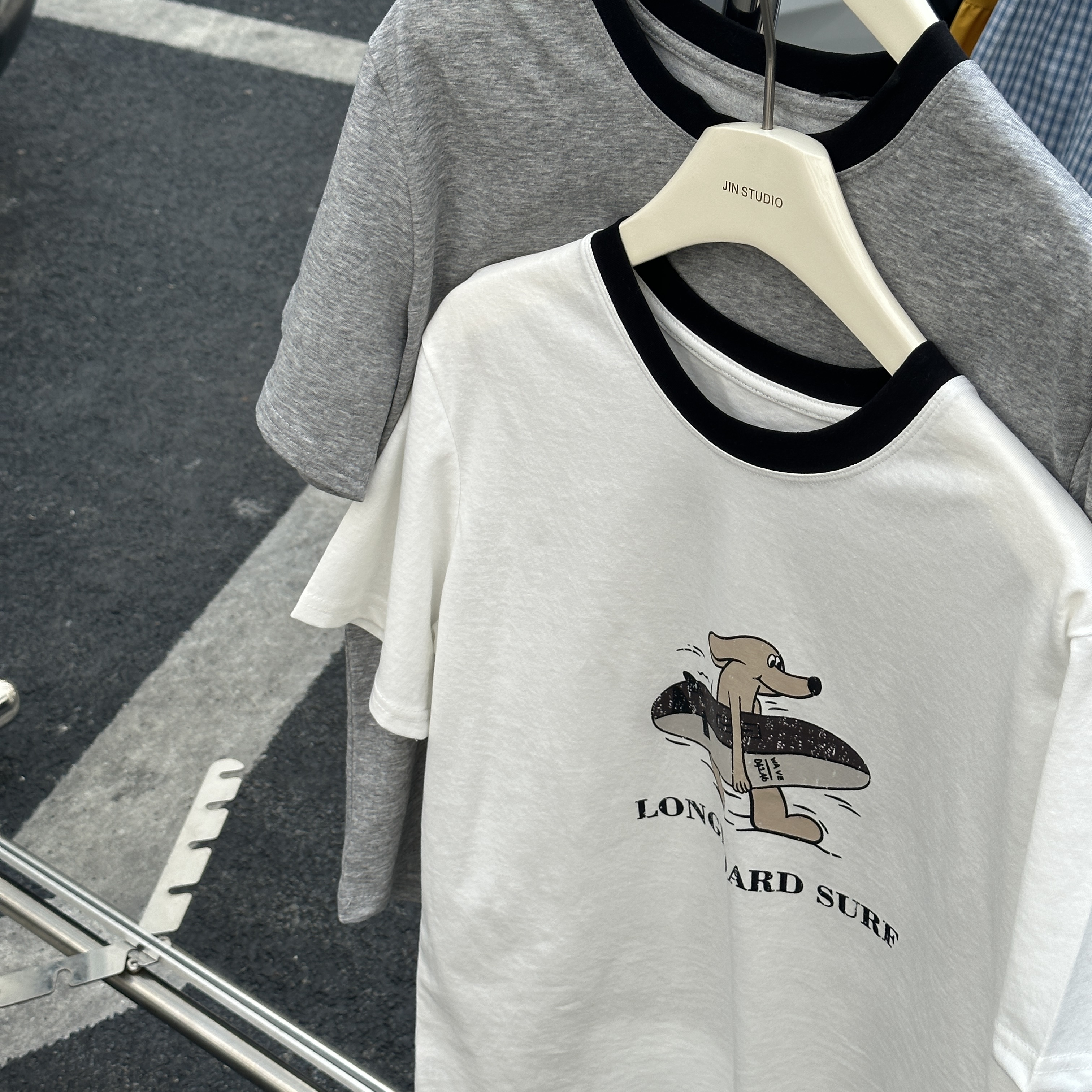 【锦衣鹊羽】2211自由冲浪小狗印花拼接款雪花棉短袖T恤女上衣