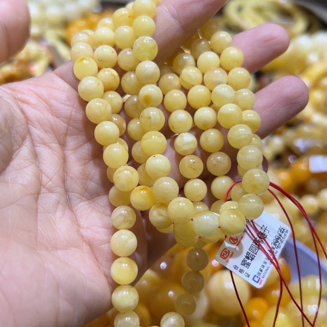 琥珀珠宝奇石未镶嵌