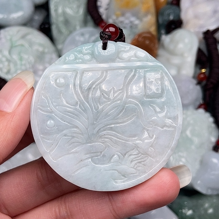 颈饰未镶嵌翡翠翡翠