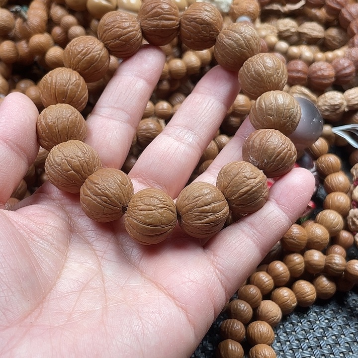 三***金手串草珠菩提1.9聚宝盆