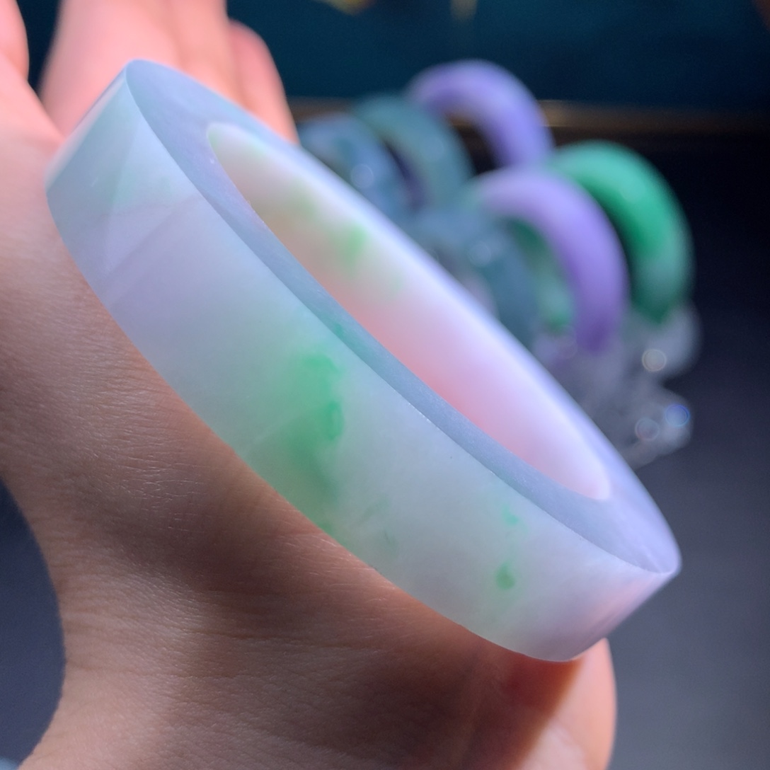 未镶嵌王炸款阳绿定制翡翠