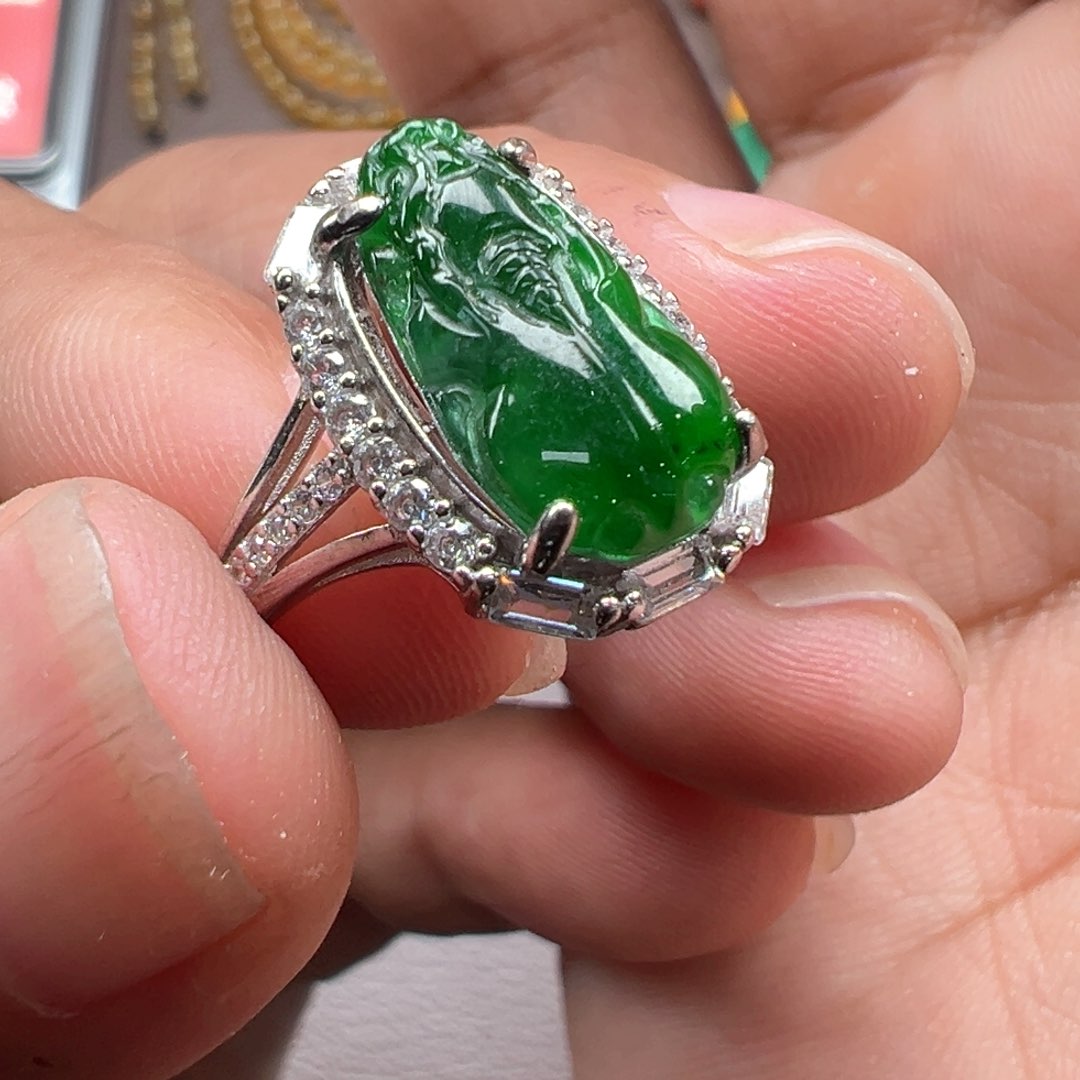 翡翠颈饰银S925镶嵌356788899