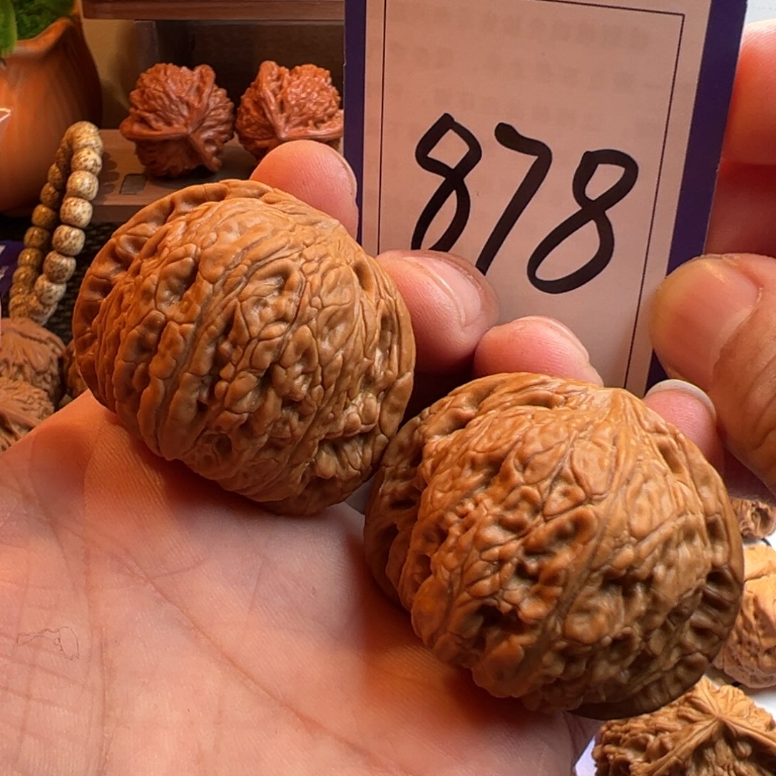 文玩核桃把件全品泥鳅背44尺寸878号