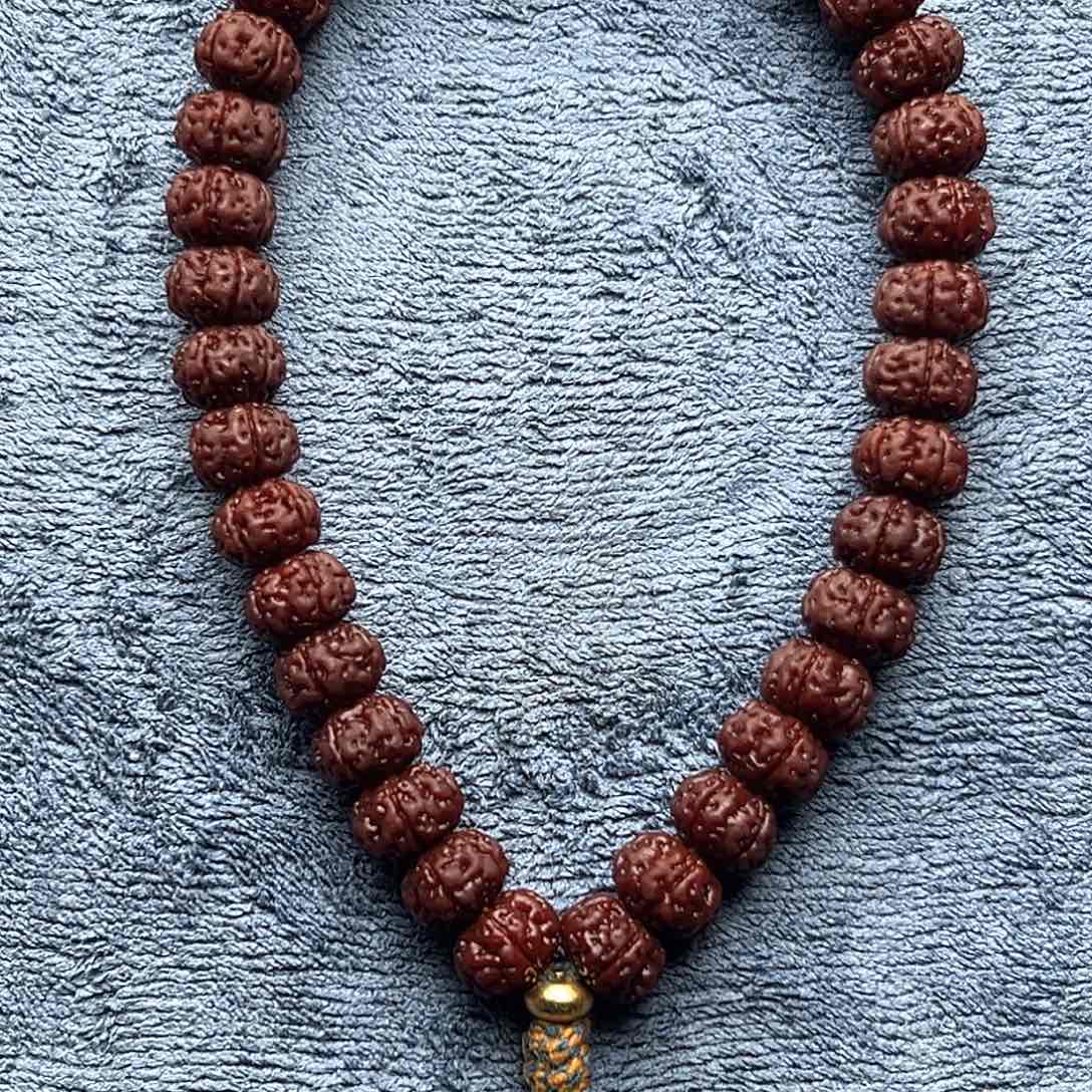 吾***汪吊坠金刚菩提老树王