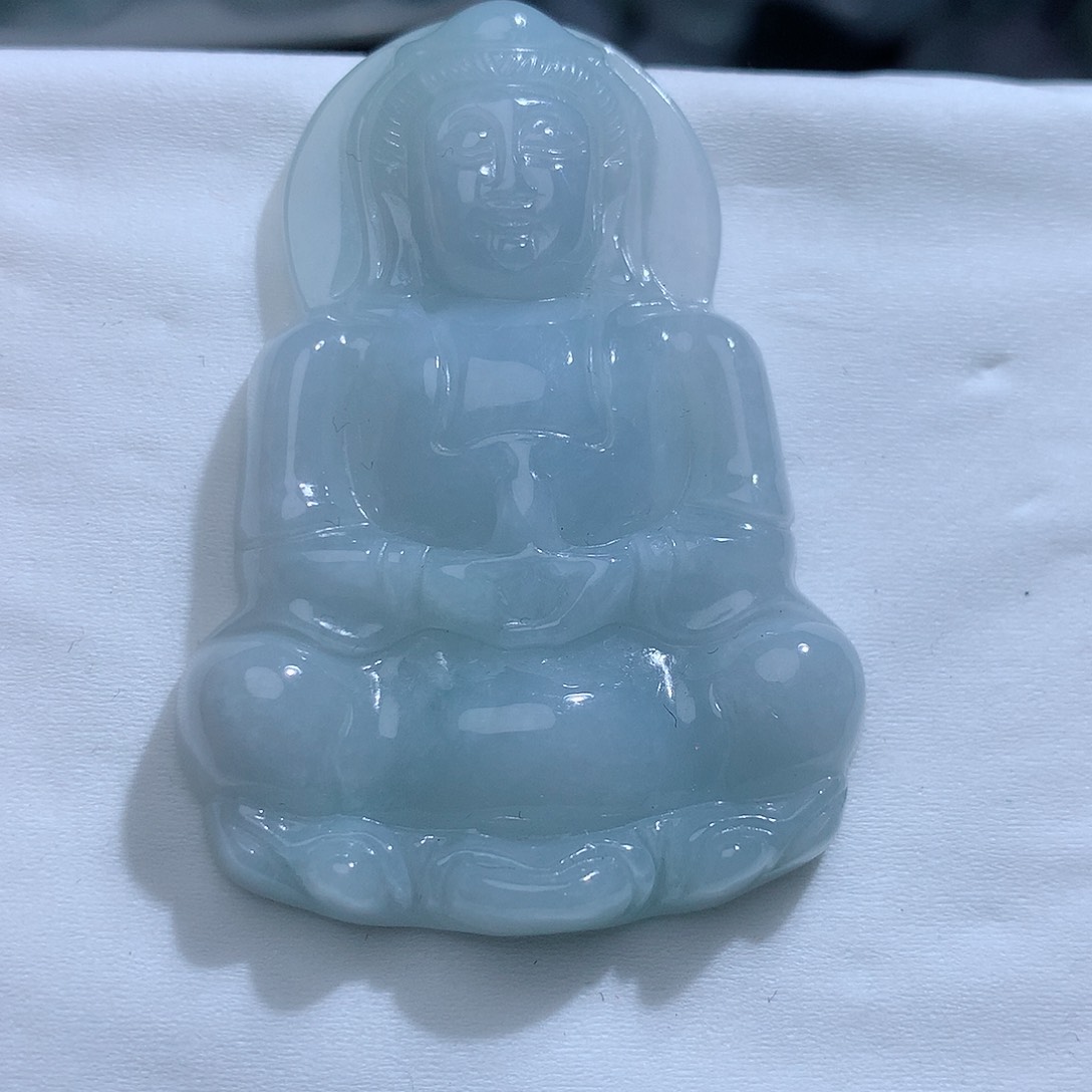 翡翠颈饰未镶嵌2。