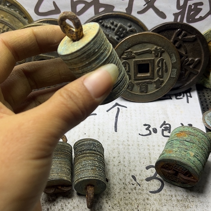 湛***色文创工艺品铜摆件筒子