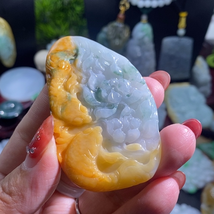 【闪购商品】颈饰未镶嵌翡翠鱼