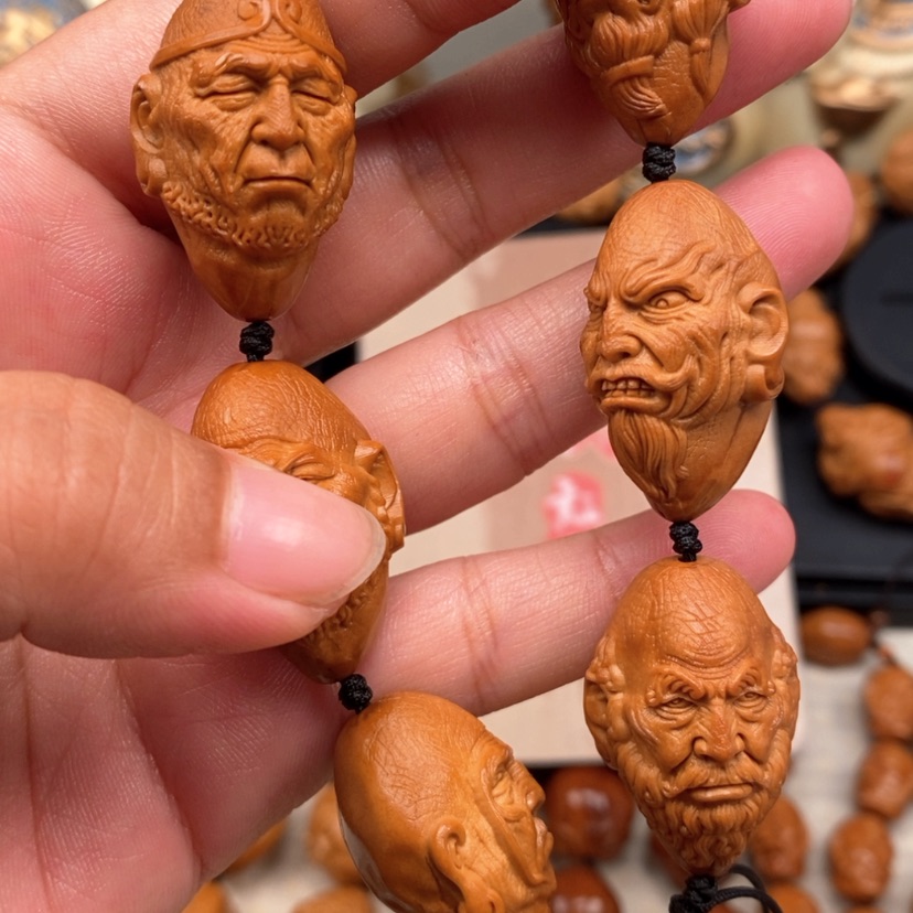 【闪购商品】橄榄核吊坠橄榄手工雕刻工艺