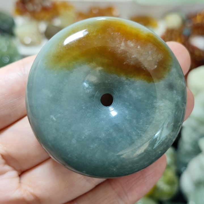 岫玉未镶嵌平安扣