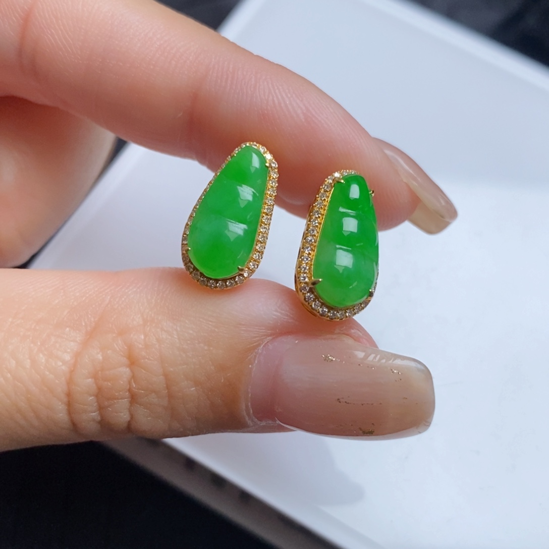 翡翠18K金镶嵌耳饰福豆耳包