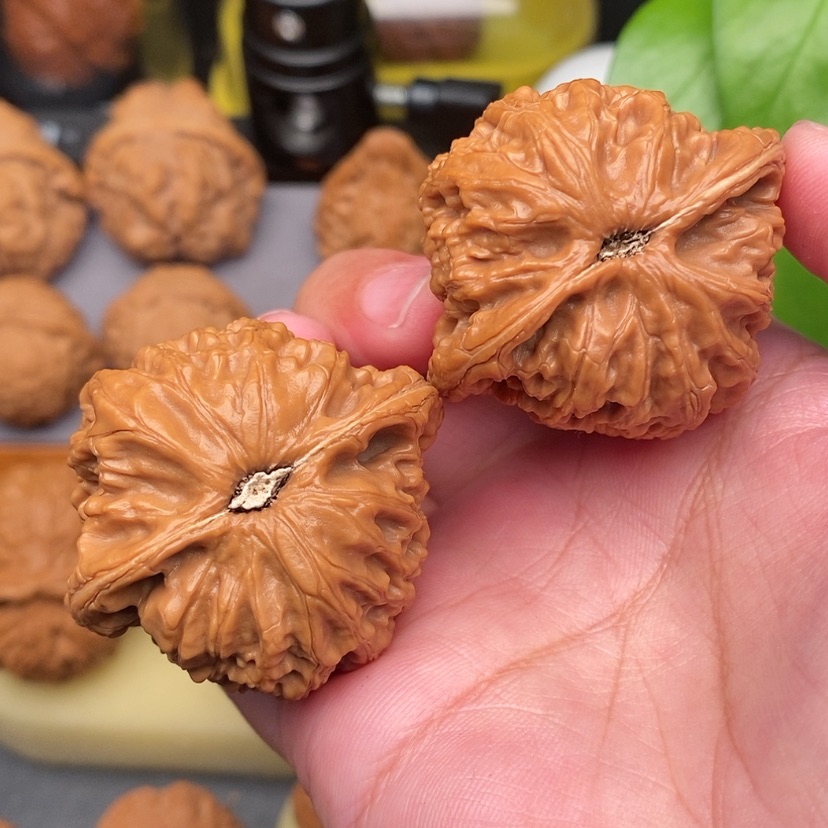 【闪购商品】文玩核桃把件J***M玄武