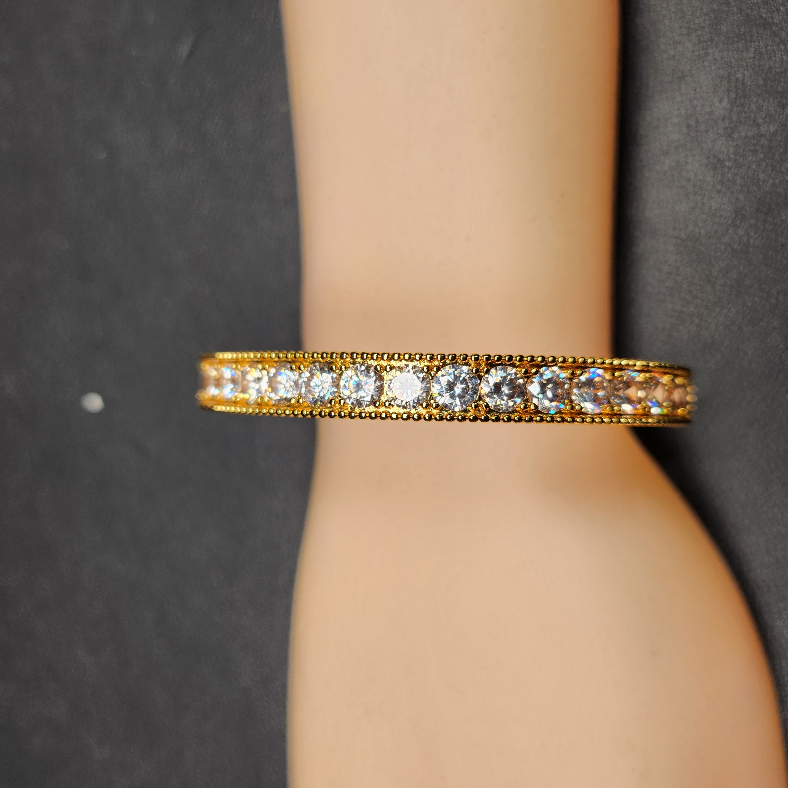 【蜜妃高订】SMB-2535时尚设计手镯多样性发一件