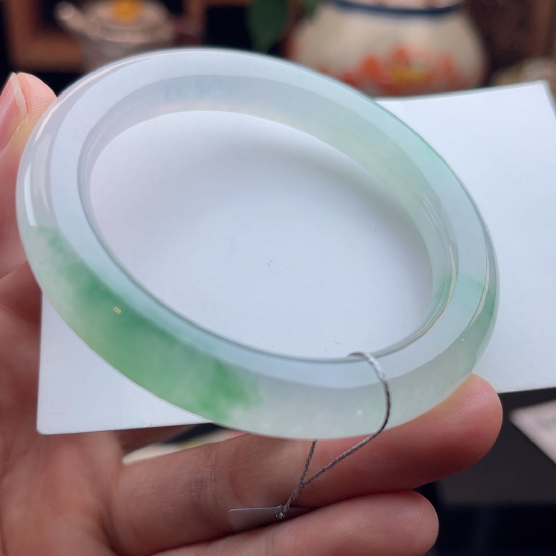 翡翠手镯（圆镯）未镶嵌