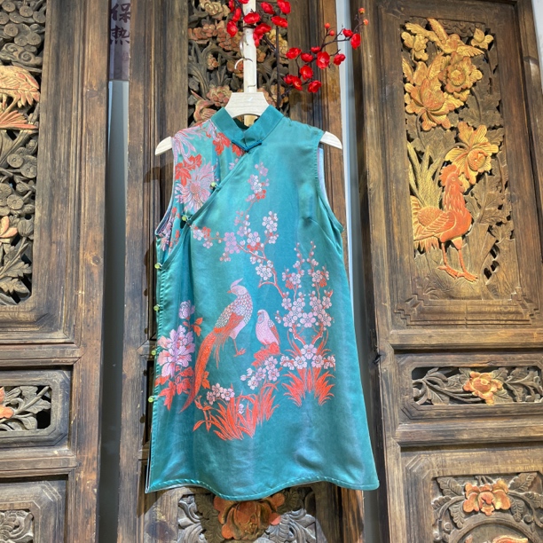 新中式女装奥黛马甲裙游牧风