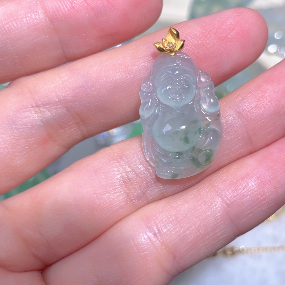 翡翠颈饰18K金镶嵌翡翠