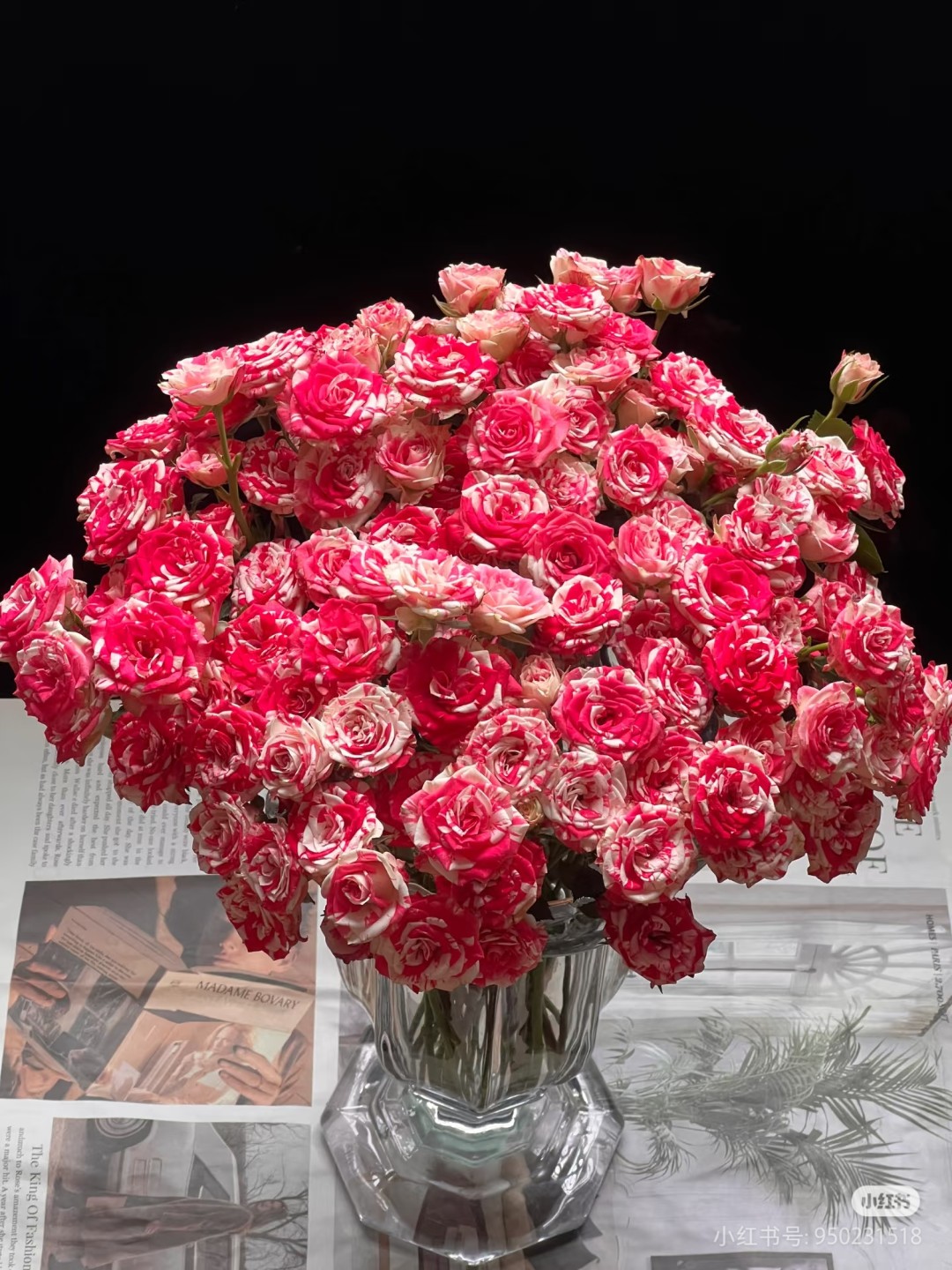 梦幻水晶多头玫瑰--【到货需要醒花，不会的联系客服】