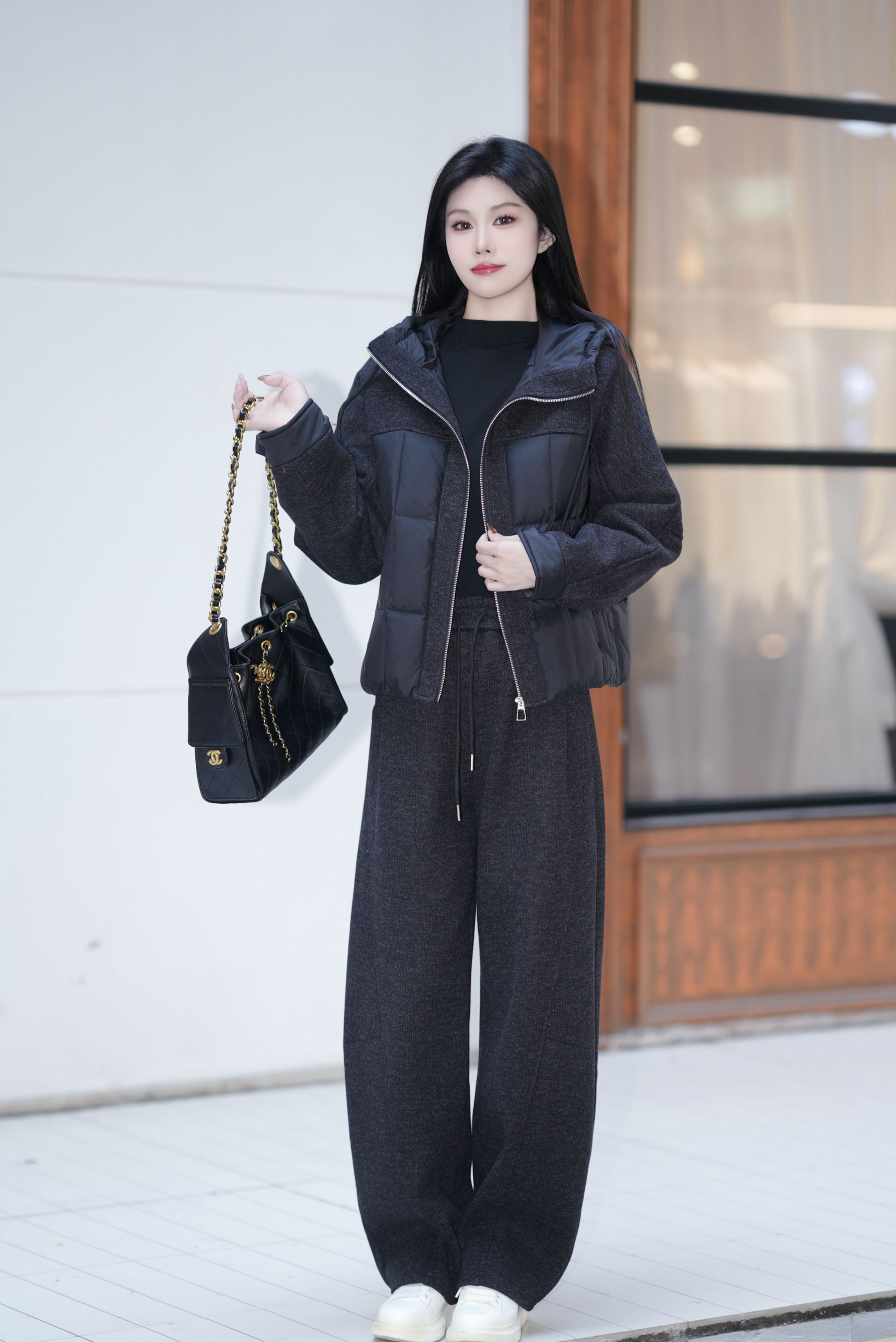 2025冬季时尚洋气百搭遮肉显瘦加绒加厚两件套羽绒服