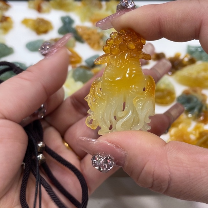 珩****蛇纹石玉合金颈饰