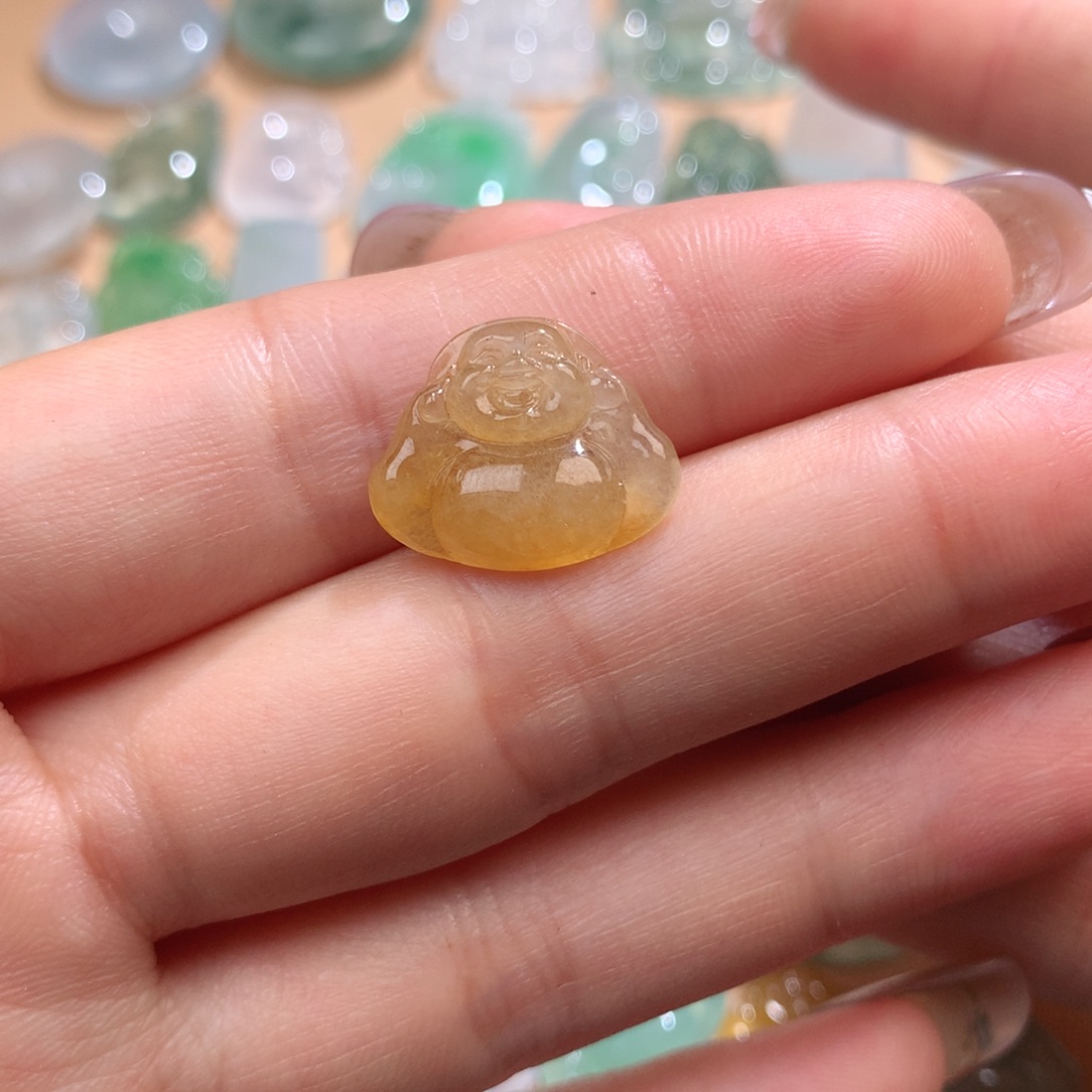 定制翡翠未镶嵌佛