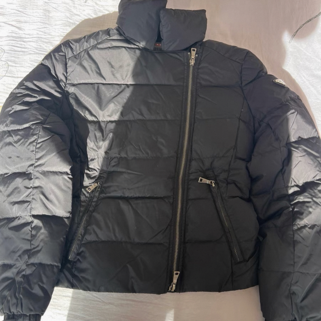99新 Prada/普拉达 HZ普拉达 带钢标羽绒服z477