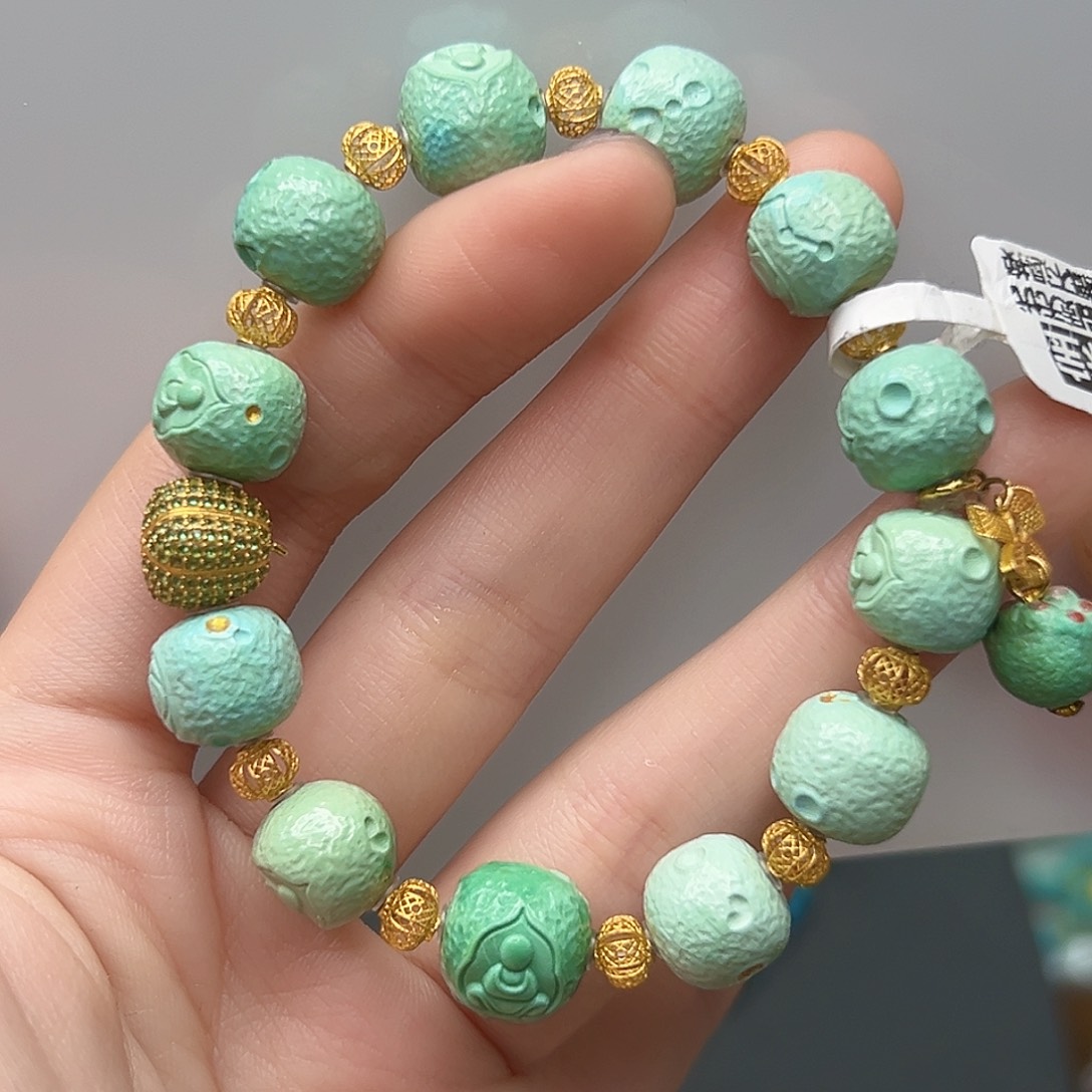 绿松石珠宝奇石18K金镶嵌财****?