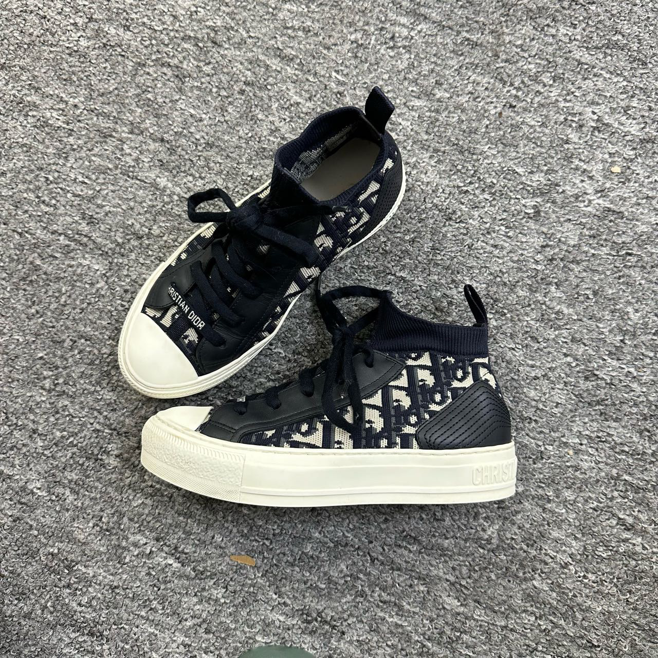 95新 DIOR/迪奥 35.5码/老花logo帆布鞋/11870
