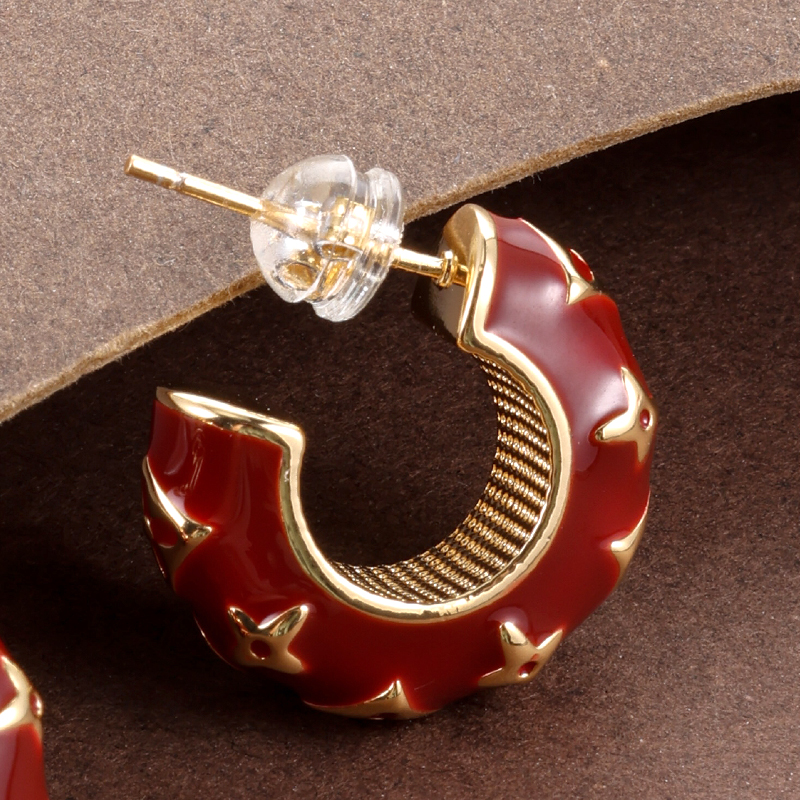 TUSCAN'S 铜合金树脂耳饰 轻奢法式女朋克风简约优雅耳饰时代双鱼