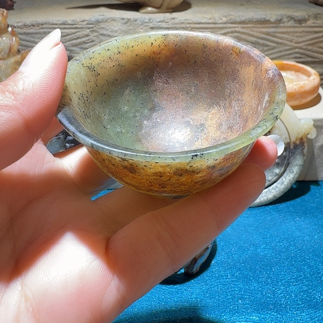 已***置和田玉未镶嵌挂件