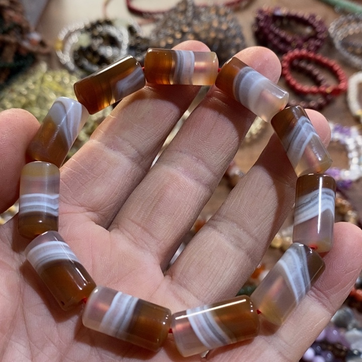 玛瑙/玉髓未镶嵌珠宝奇石