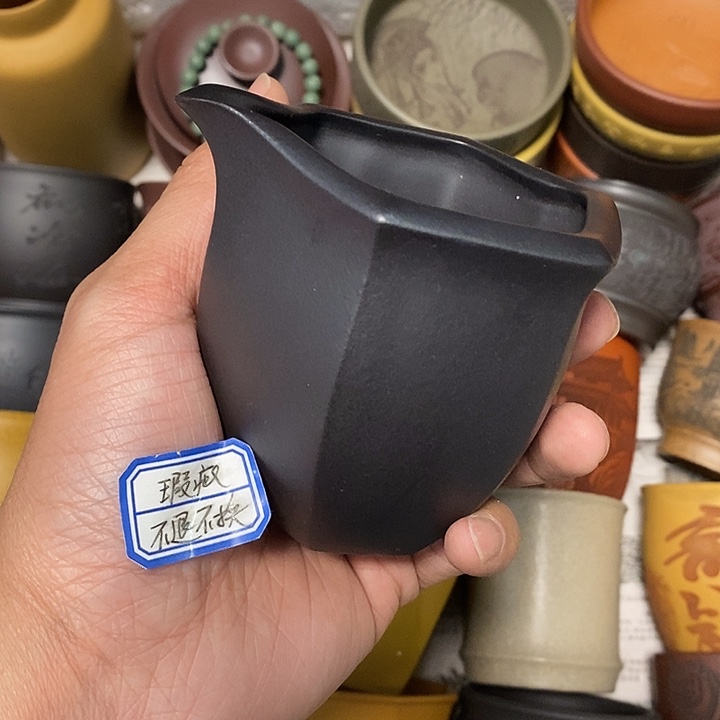 瑕疵不退不换介意勿拍