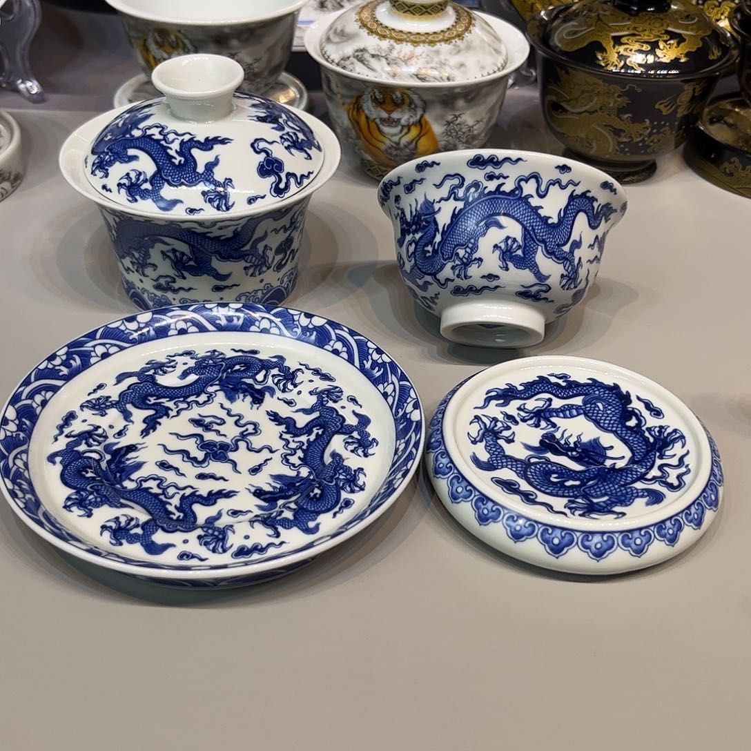 景德镇陶瓷艺术品