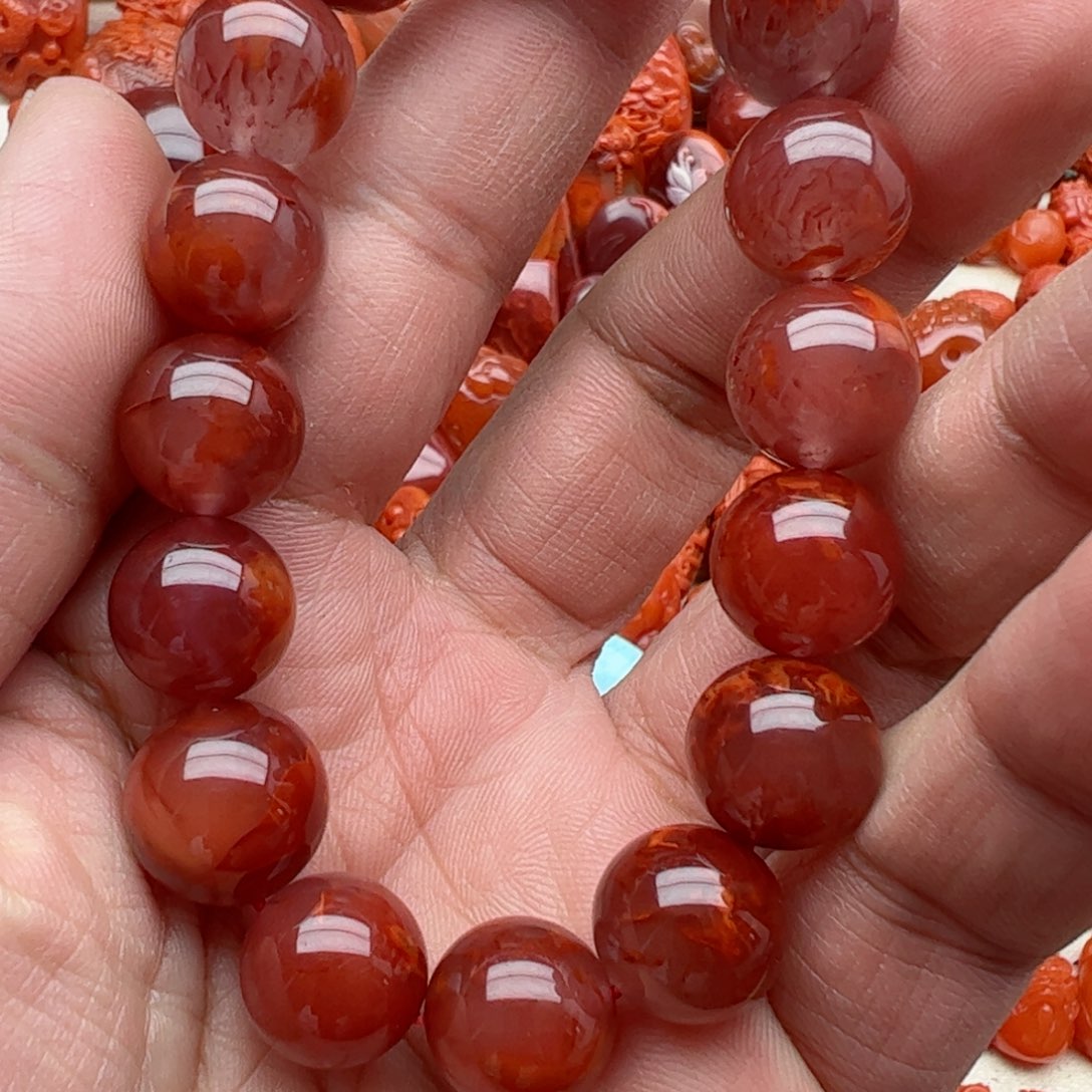 南红玛瑙配饰未镶嵌