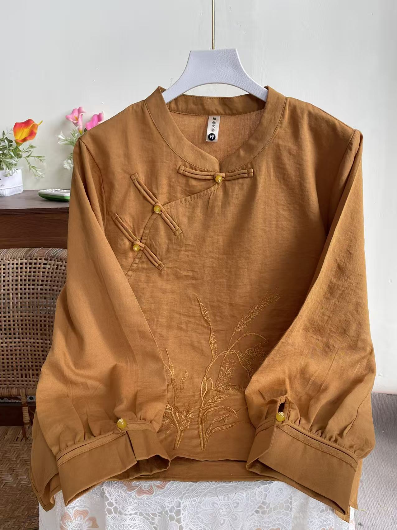 2025年秋季长袖新中式立领刺绣薄款衬衫时尚女装女士上衣套头T恤