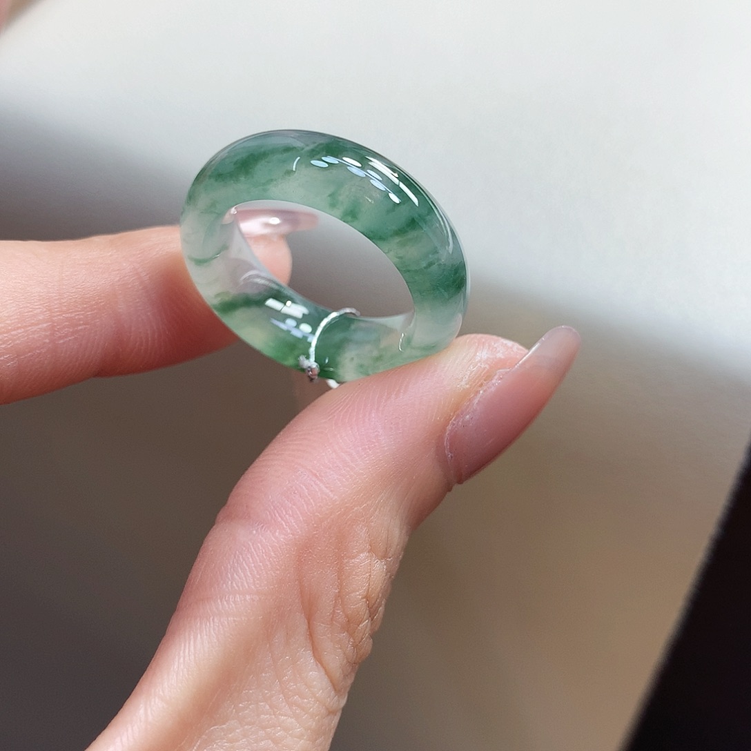 翡翠未镶嵌戒指15号