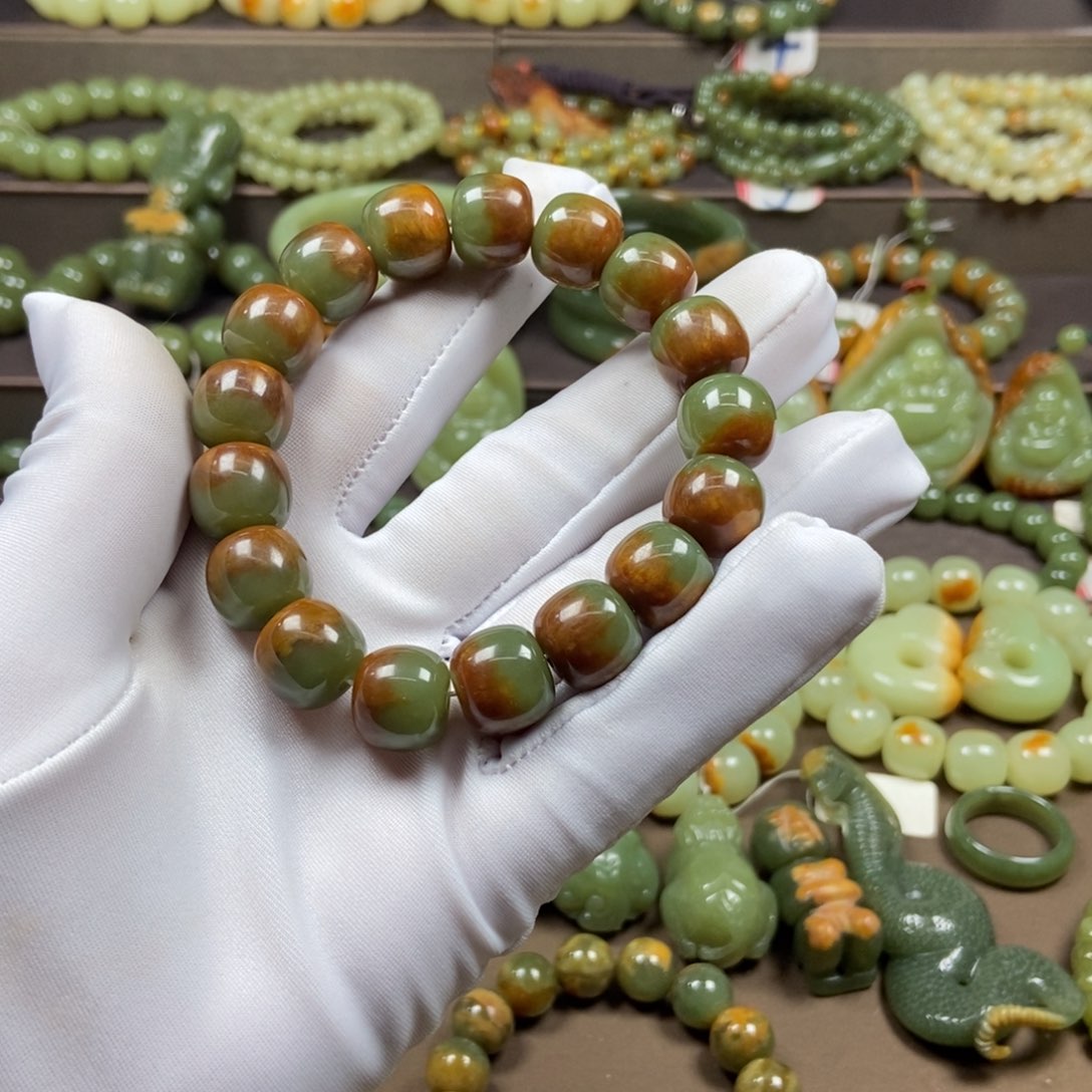 透闪石质玉手链未镶嵌这****为