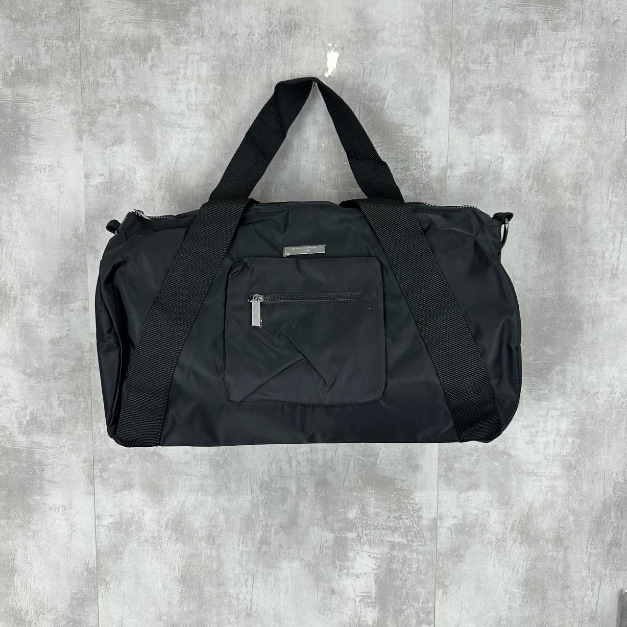 全新未使用 Givenchy/纪梵希 纪梵希健身包 旅行包 大容量 有肩带