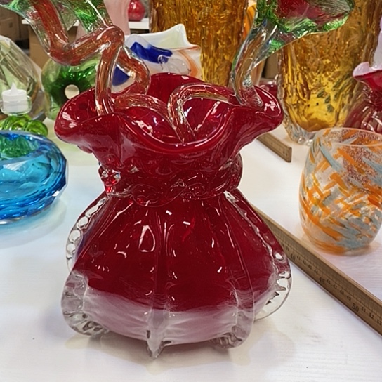 琉璃花瓶高20厘米口径6厘米