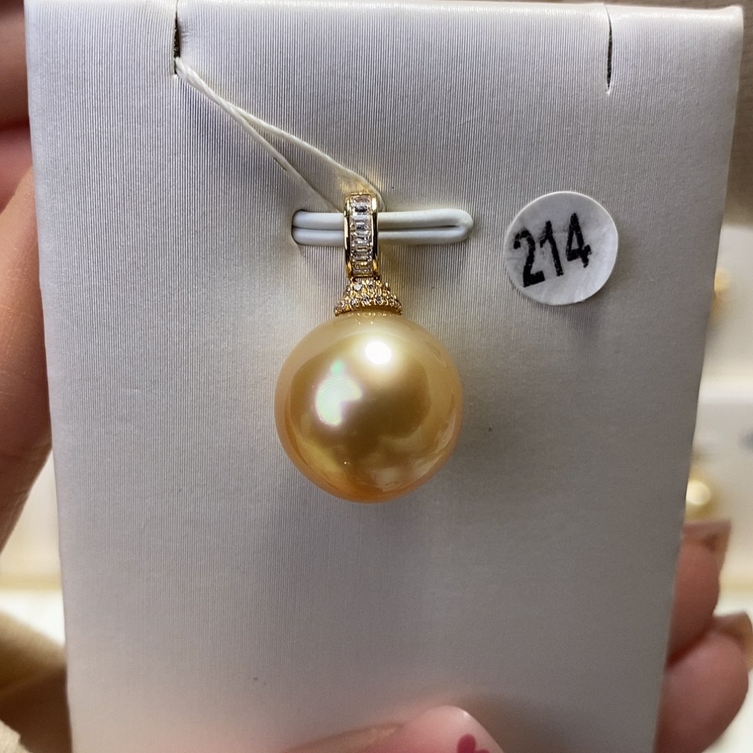 海水珍珠吊坠(不含链)18K金镶嵌