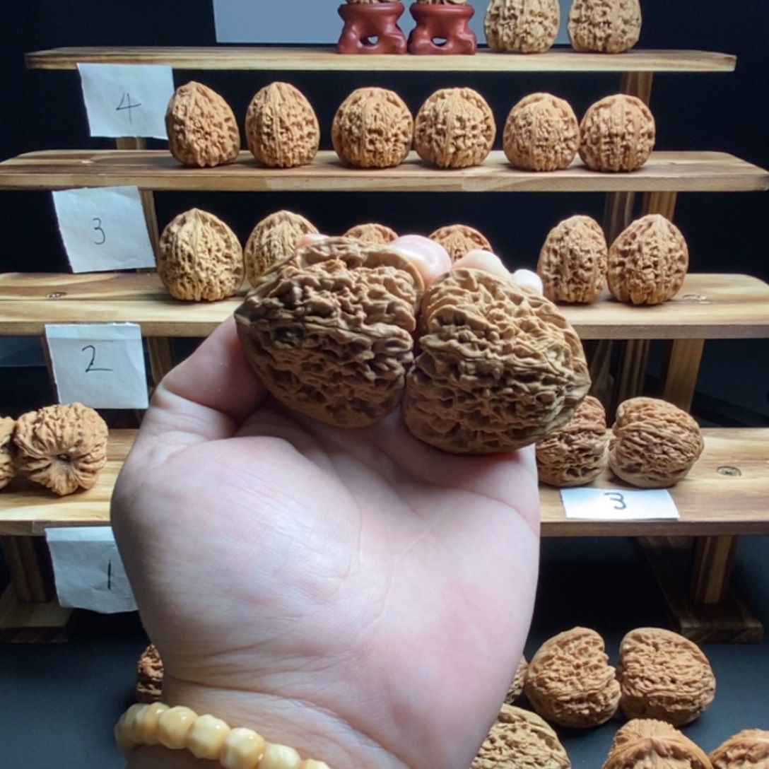 永***恒桃核把件南疆石三角尺寸44