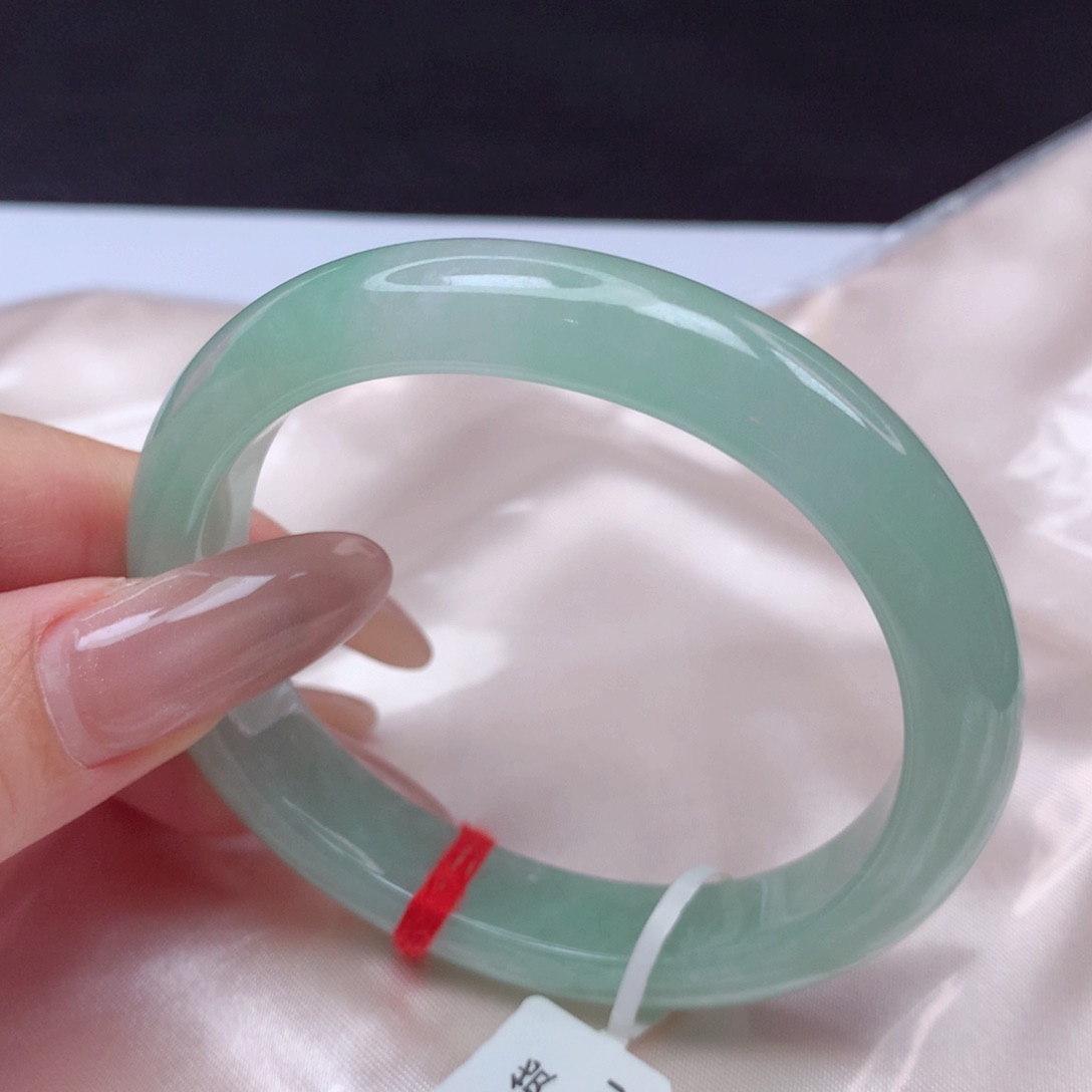 未镶嵌手镯翡翠手镯55贵妃