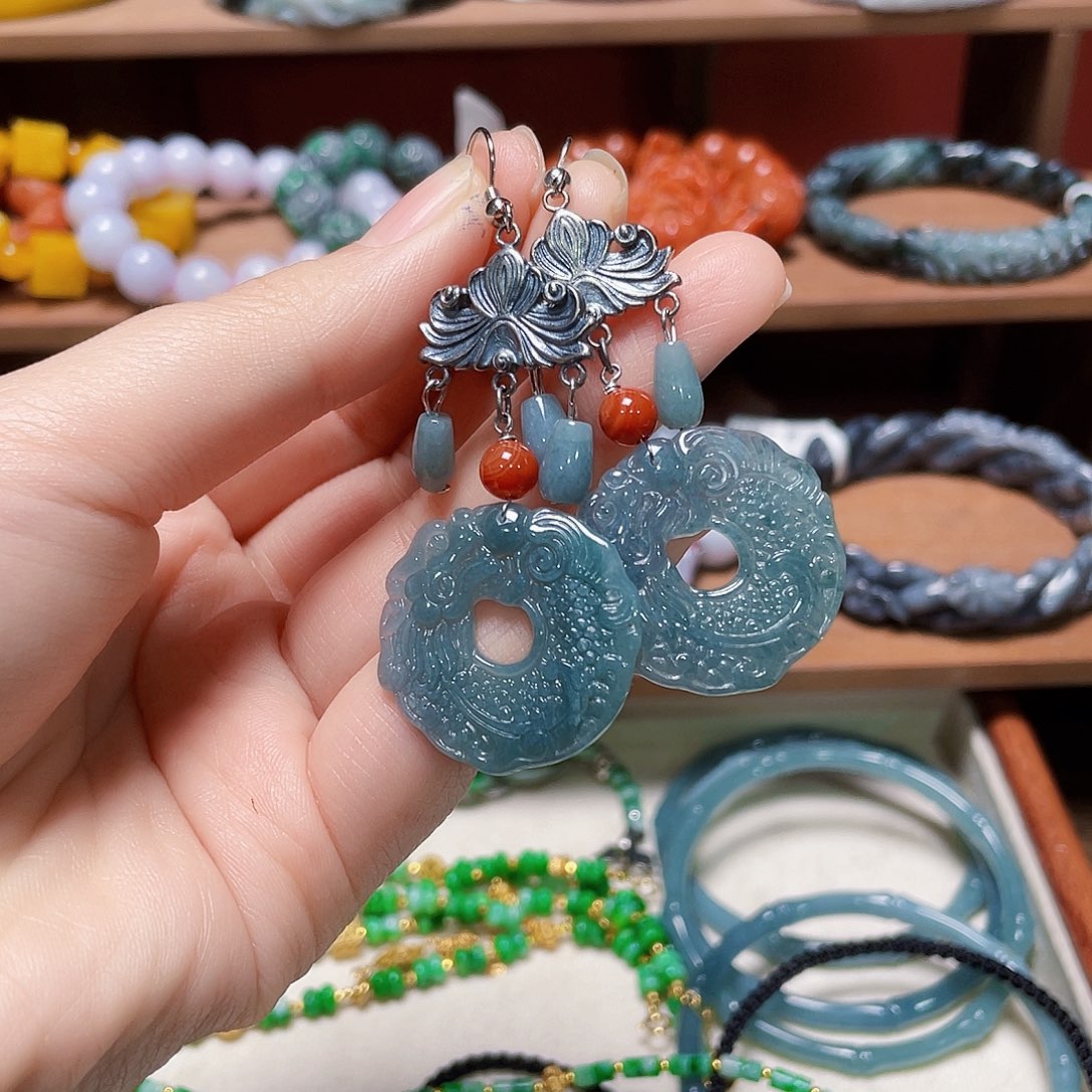 翡翠未镶嵌耳饰饰品