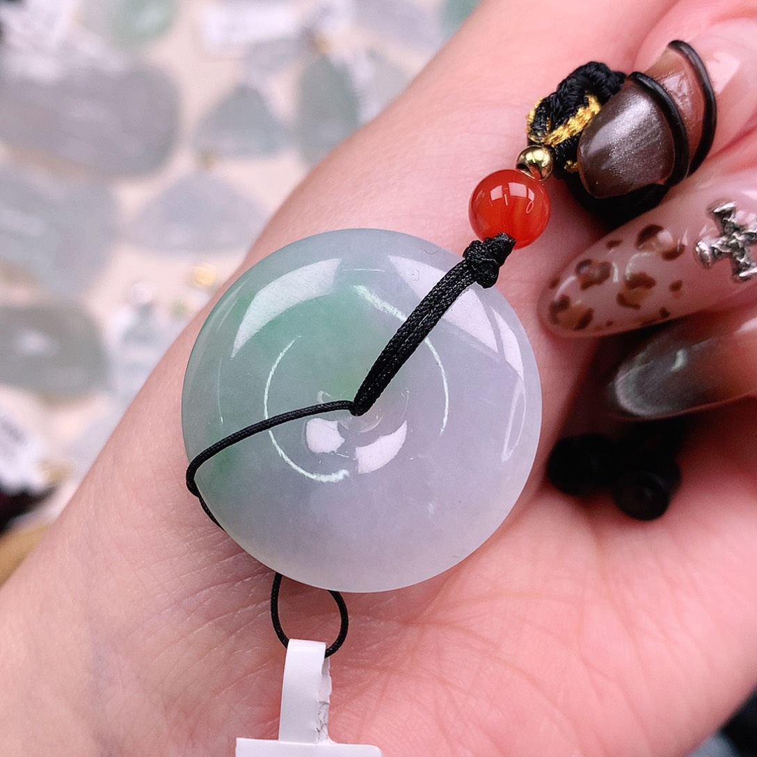 翡翠颈饰未镶嵌飘绿扣28、6