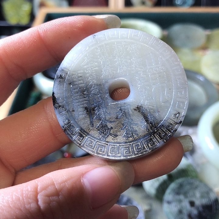 岫玉未镶嵌岫玉挂件