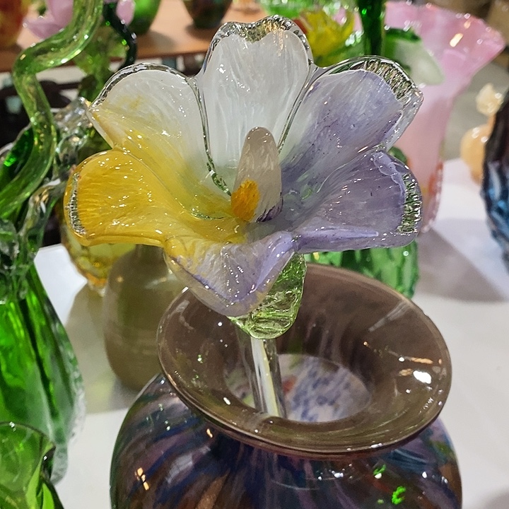 百合花高43厘米宽10厘米