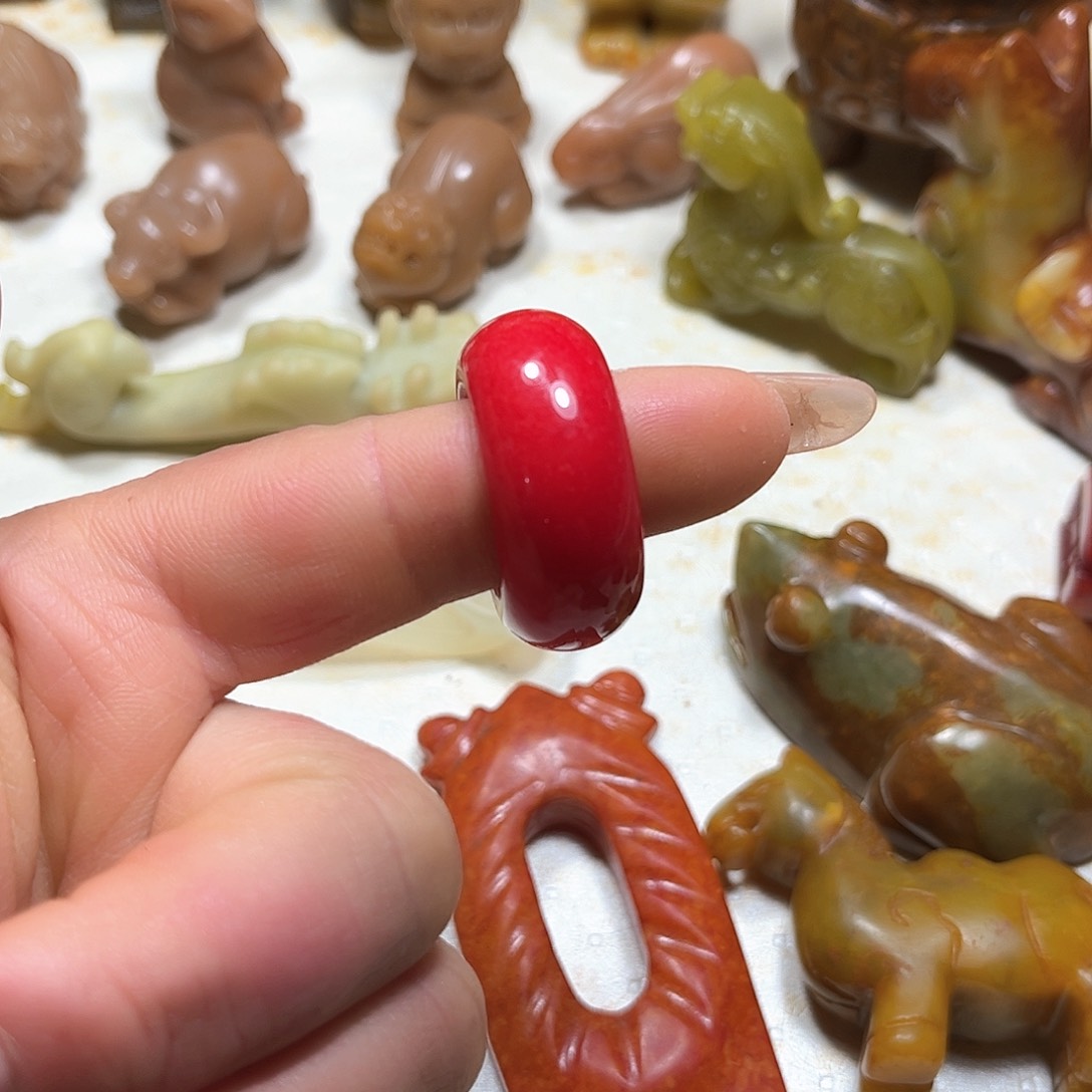 白玉菩提吊坠白玉菩提吊坠