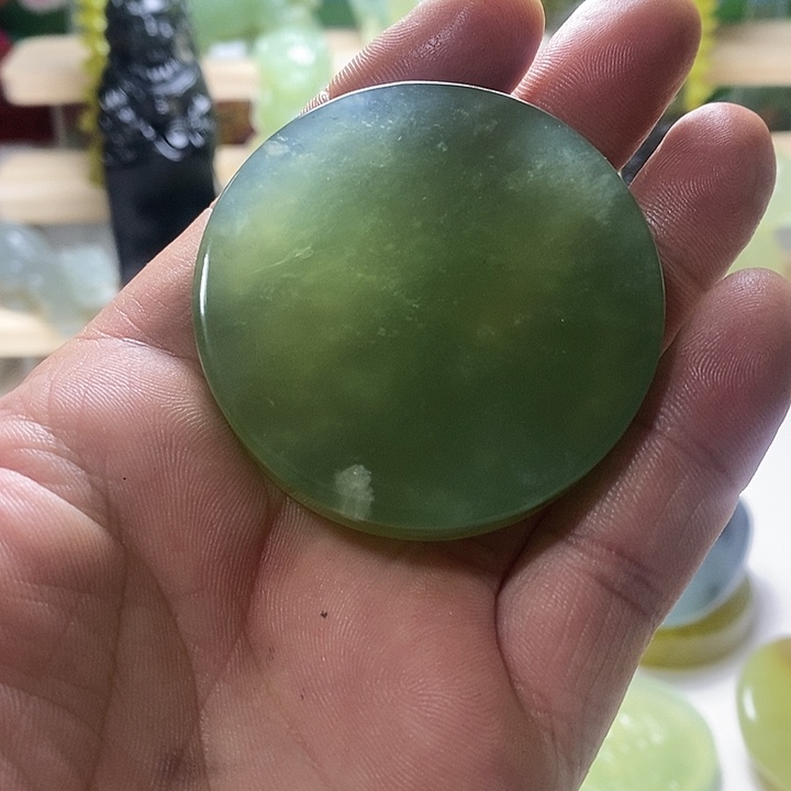 岫玉未镶嵌手把件