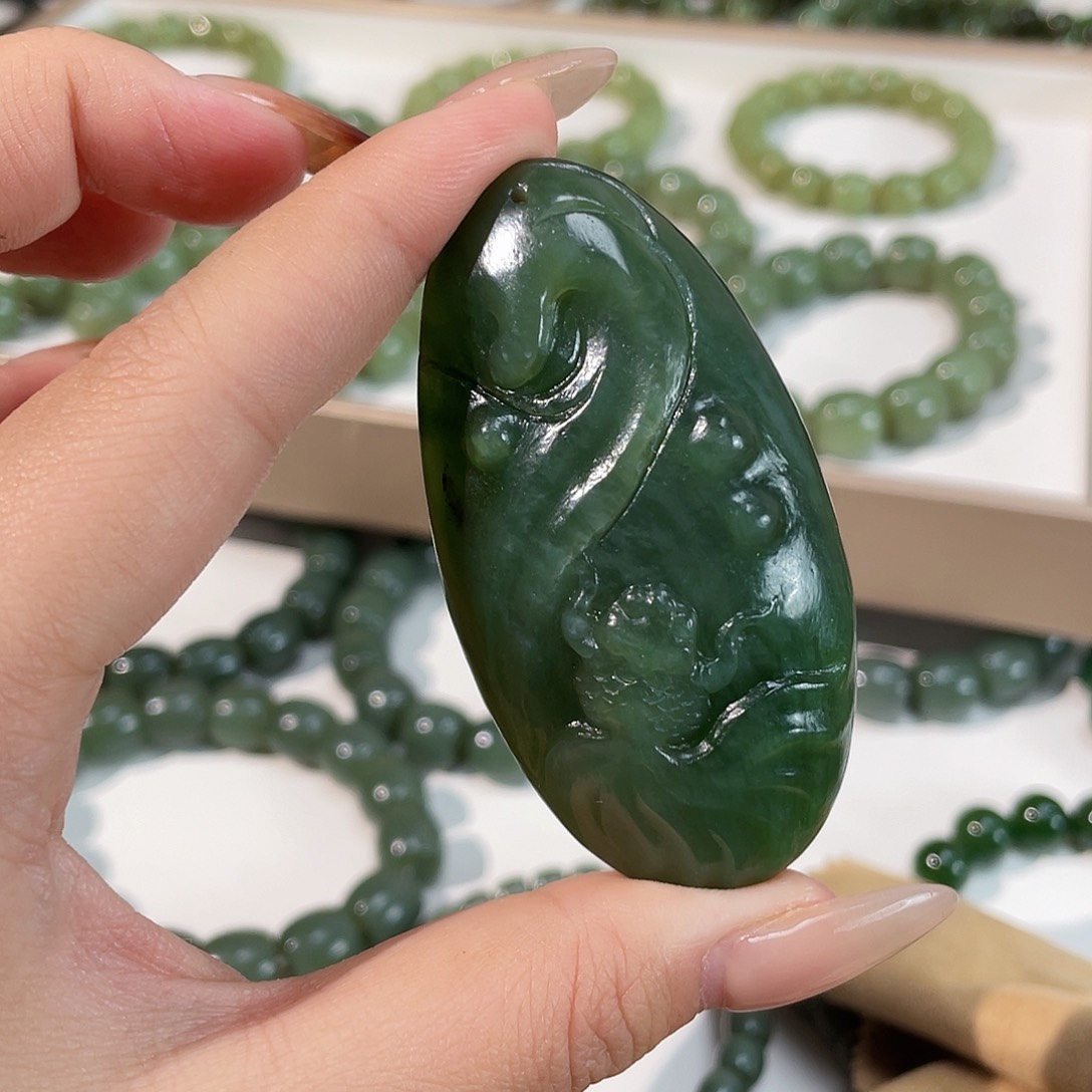 和田玉（碧玉）手链未镶嵌