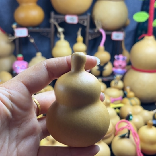 缥***城手把件小奶瓶葫芦