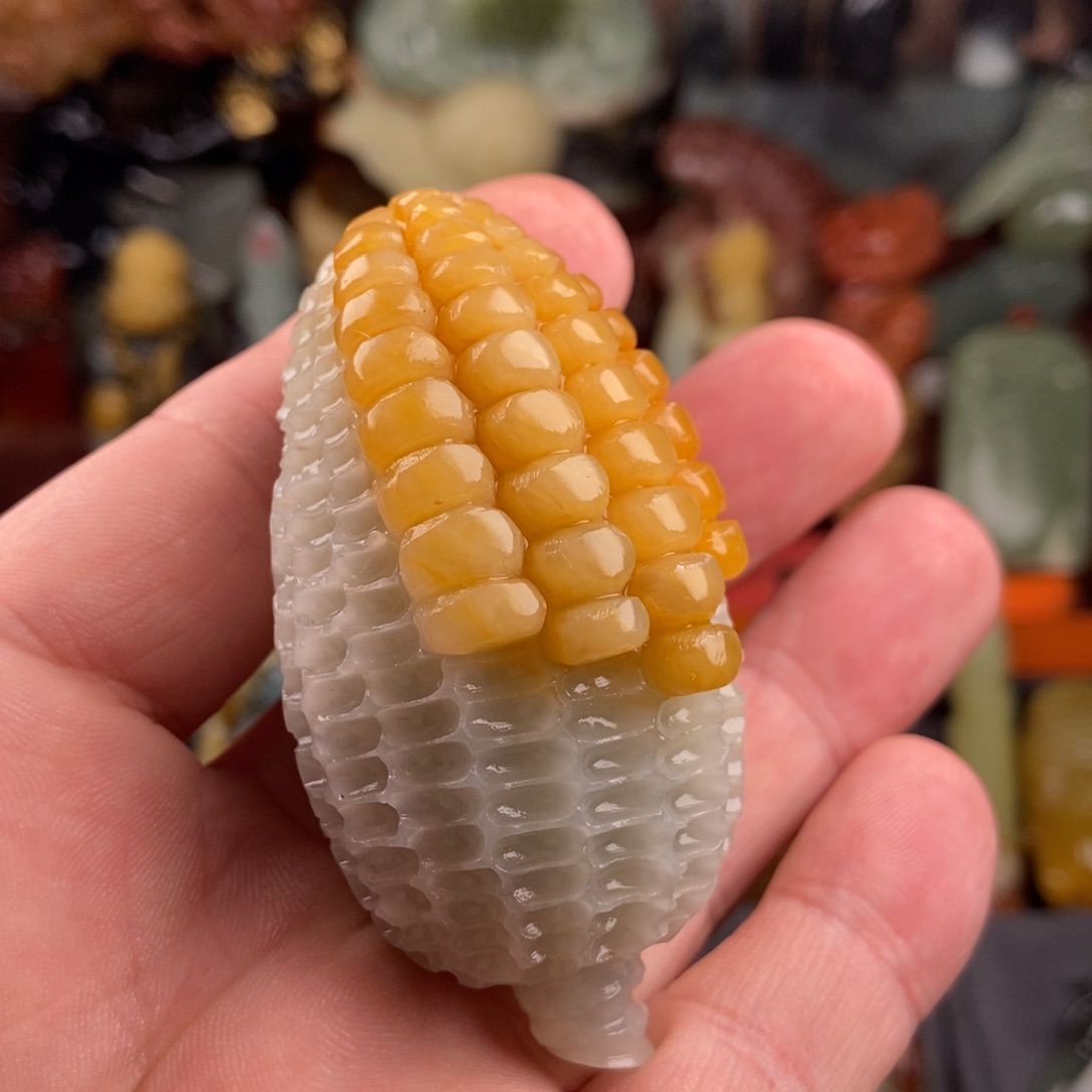 岫玉未镶嵌手把件