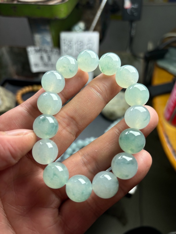 缅甸翡翠冰飘花大卡14 15粒